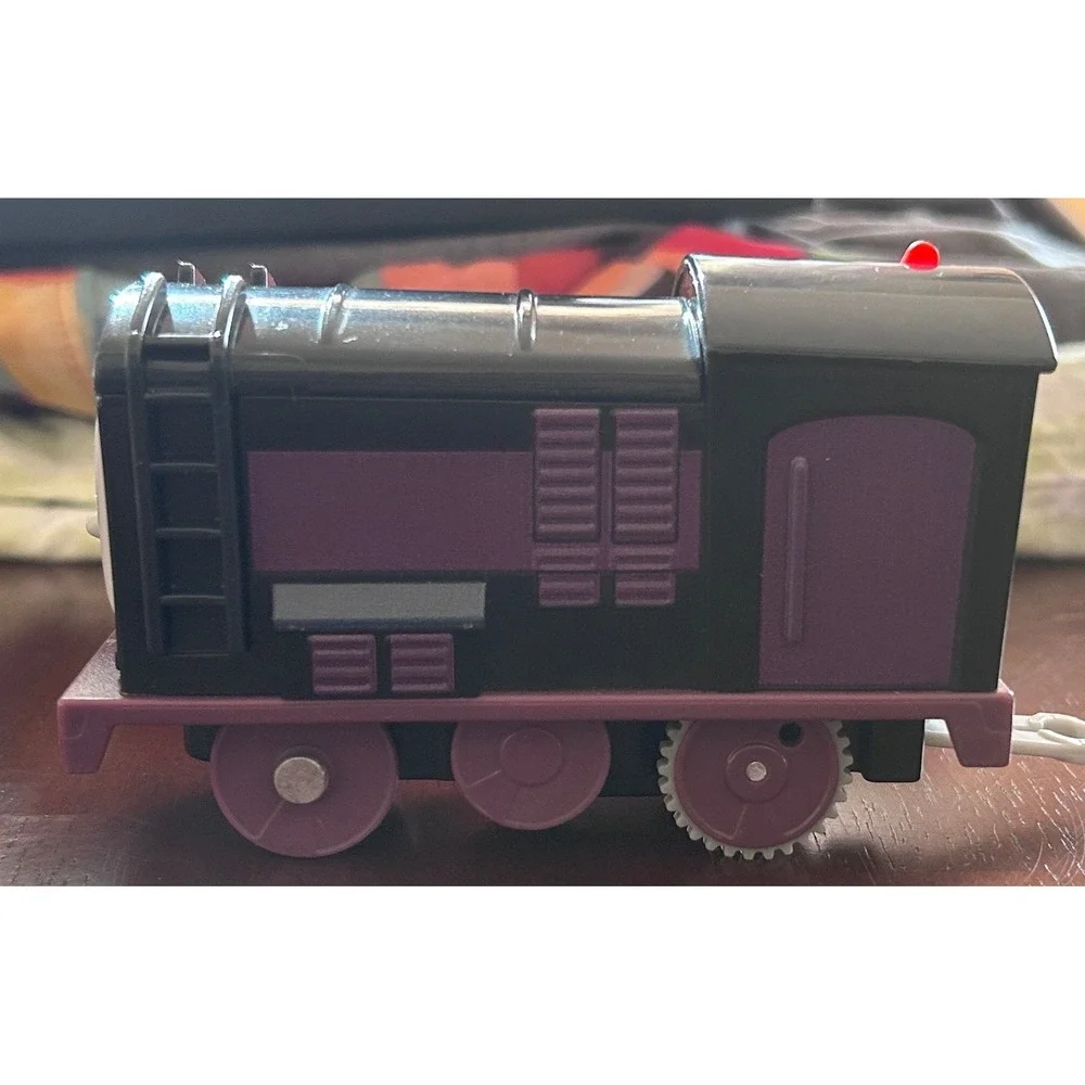 Fisher-Price Thomas & Friends Diesel Plastic Purple & Black Motorized Tested!
